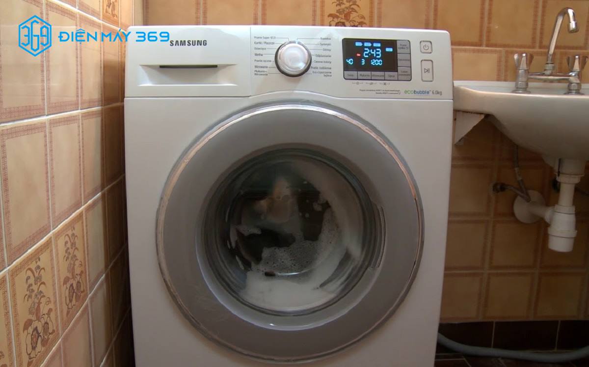 Sau một thời gian dài sử dụng thì máy giặt Samsung của quý khách có thể mắc các lỗi khiến máy không thể hoạt động như ban đầu.