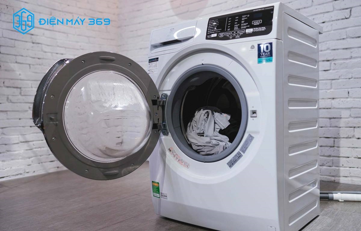 Bảng mã lỗi máy giặt Electrolux mà nhà sản xuất đưa ra bao gồm các lỗi về: Cấp nước, xả nước, liên quan đến công tắc phao,...