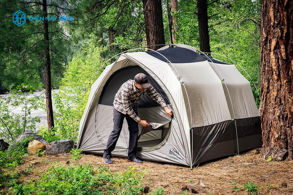Tùy vào nhu cầu sử dụng, điều kiện thời tiết,...mà quý khách có thể cân nhắc lựa chọn thuê lều cắm trại ở TPHCM phù hợp nhất.